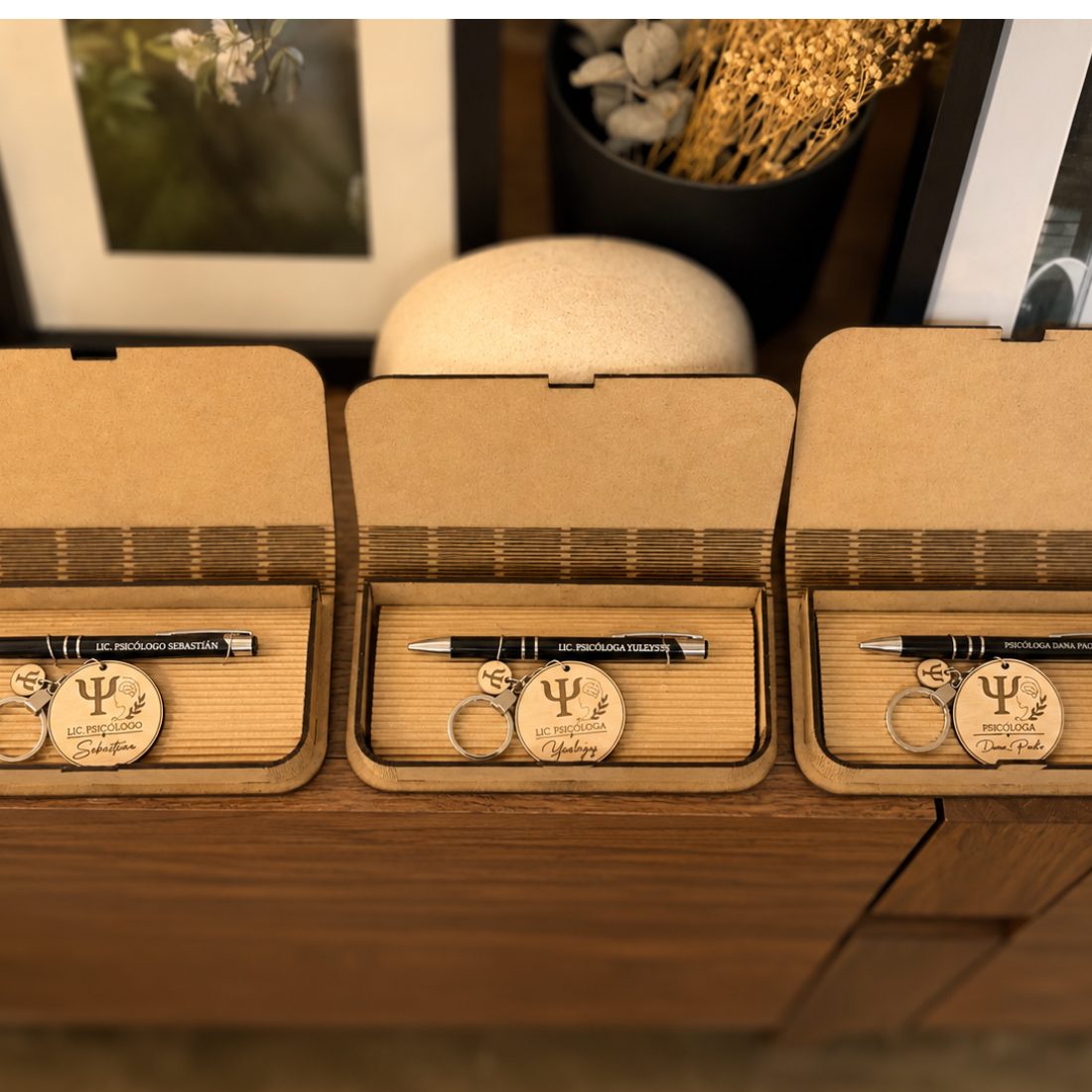 Kit Regalo Personalizado (Llavero + Bolígrafo) 3